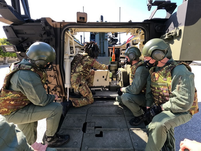 Squadra mortai su Freccia in addestramento