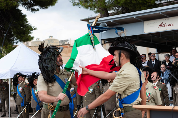 03_passaggio della bandiera di guerra
