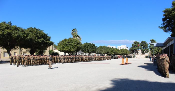 Rientro Bandiera di Guerra 6 Rgt Bersaglieri 2