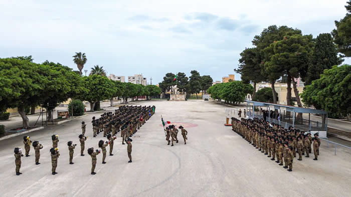 afflusso Bandiera di Guerra